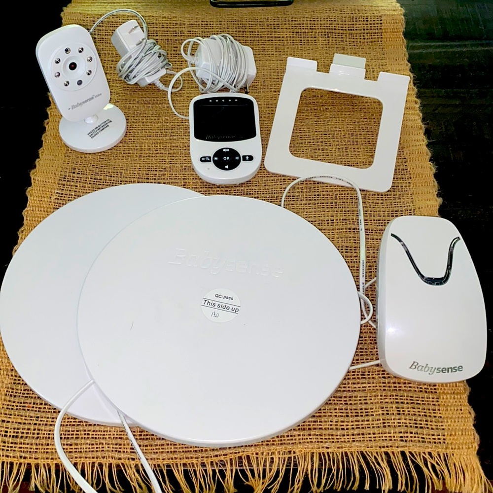 Baby sense monitor with bed monitors.